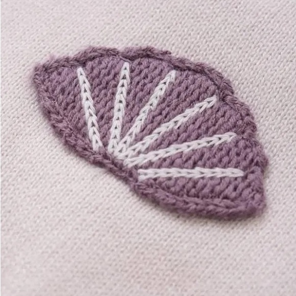 Fixoni Beige Cardigan with Shell Design - Picture 2 of 7